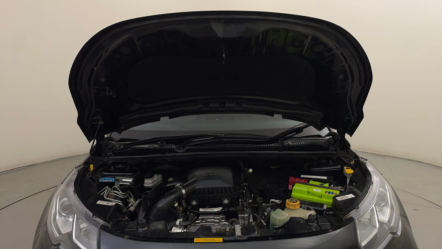 Used 2022 Tata Nexon XZ Plus (O) Dark Edition Petrol Manual engine ENGINE & BONNET OPEN FRONT VIEW
