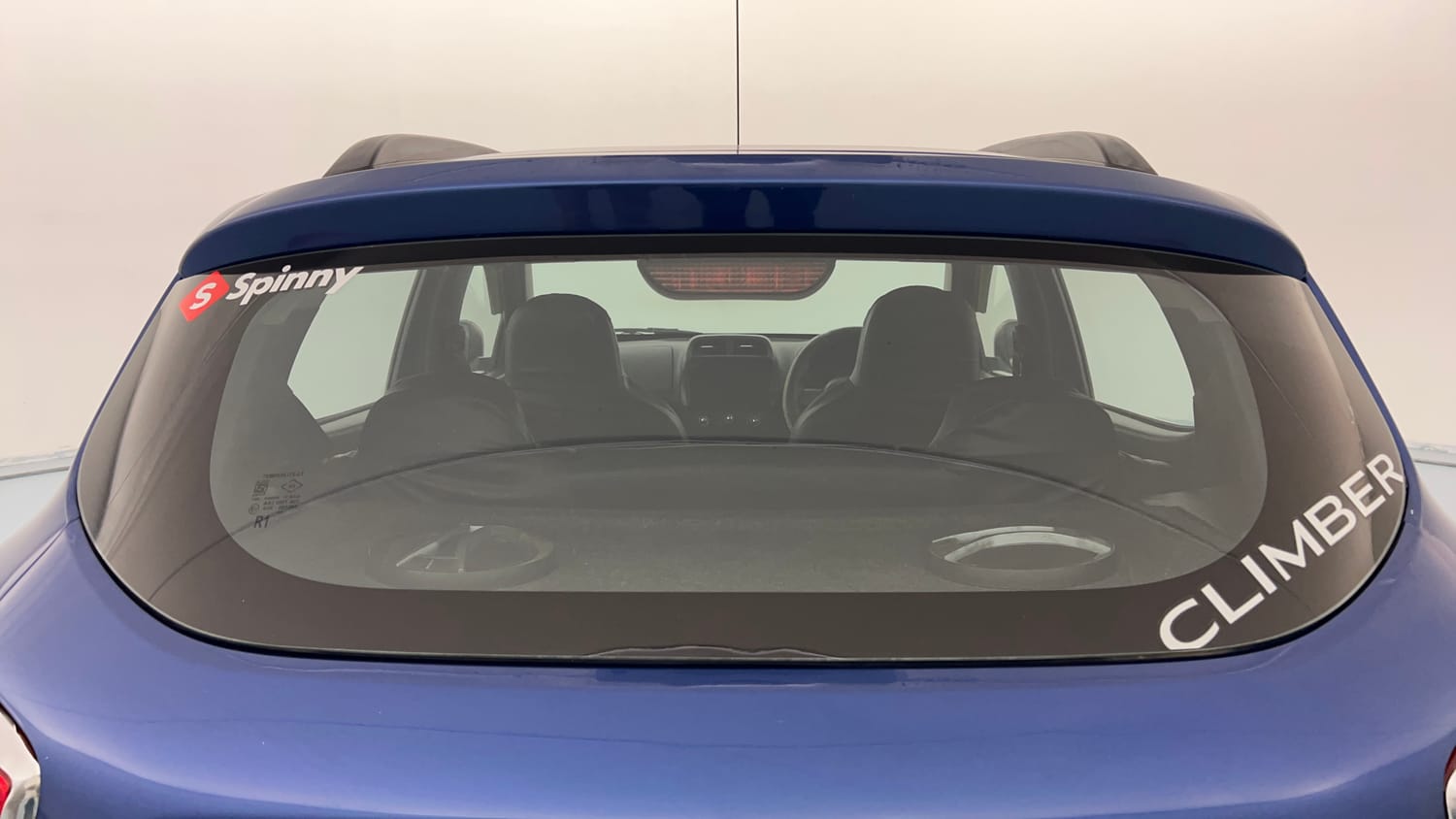 Used 2017 Renault Kwid CLIMBER 1.0 AMT Petrol Automatic exterior BACK WINDSHIELD VIEW