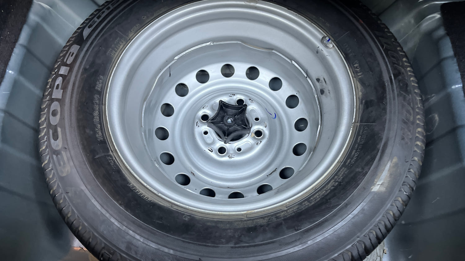 Used 2022 Tata Altroz XZA Petrol Petrol Automatic tyres SPARE TYRE VIEW
