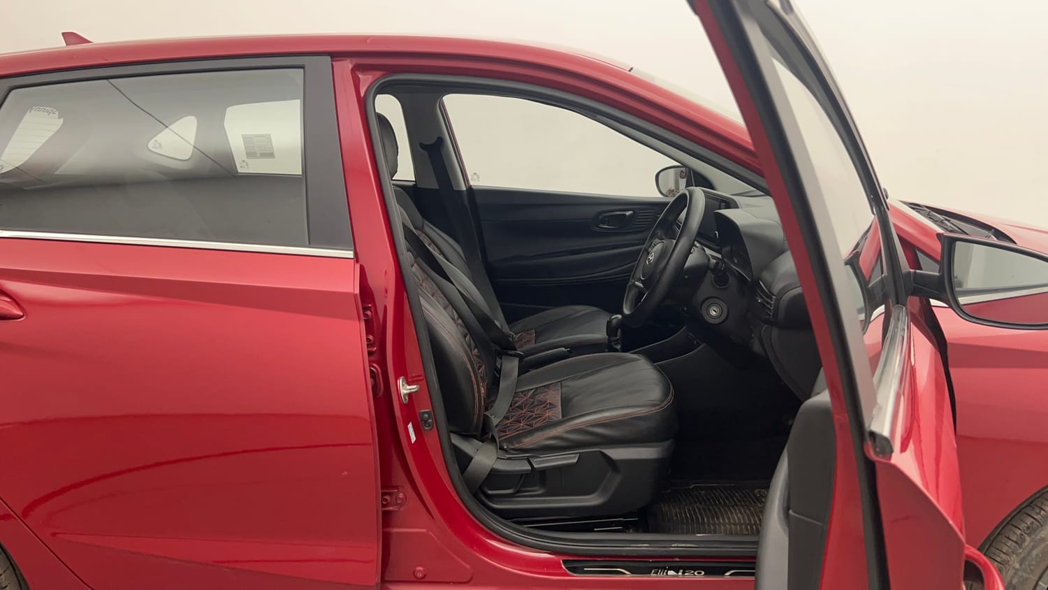 Used 2021 Hyundai i20 Sportz 1.2 MT Petrol Manual interior RIGHT SIDE FRONT DOOR CABIN VIEW