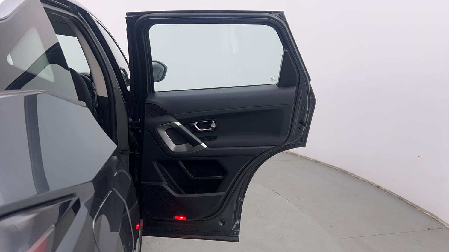 Used 2019 Tata Harrier XT Diesel Manual interior RIGHT REAR DOOR OPEN VIEW