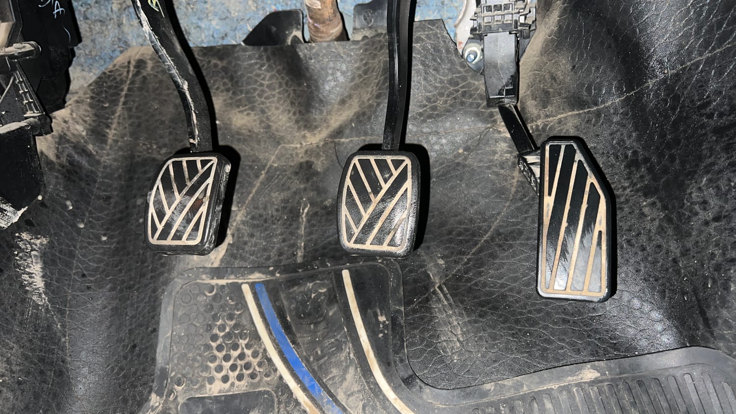 Used 2021 Maruti Suzuki Baleno Zeta Petrol Manual interior PEDALS VIEW