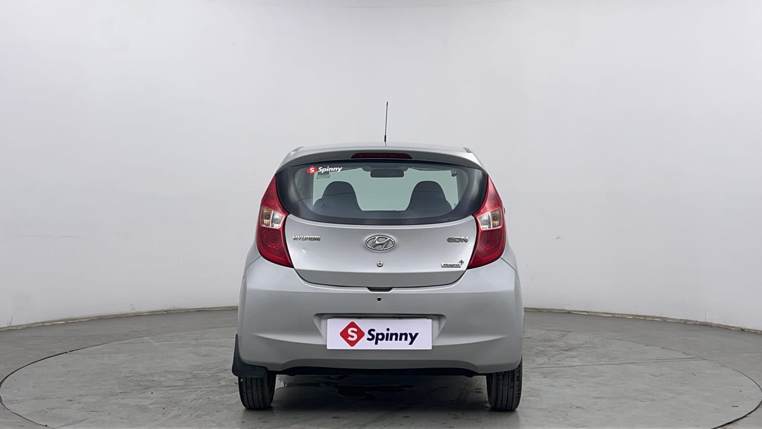 Used 2015 Hyundai Eon Magna + Petrol Manual exterior BACK VIEW