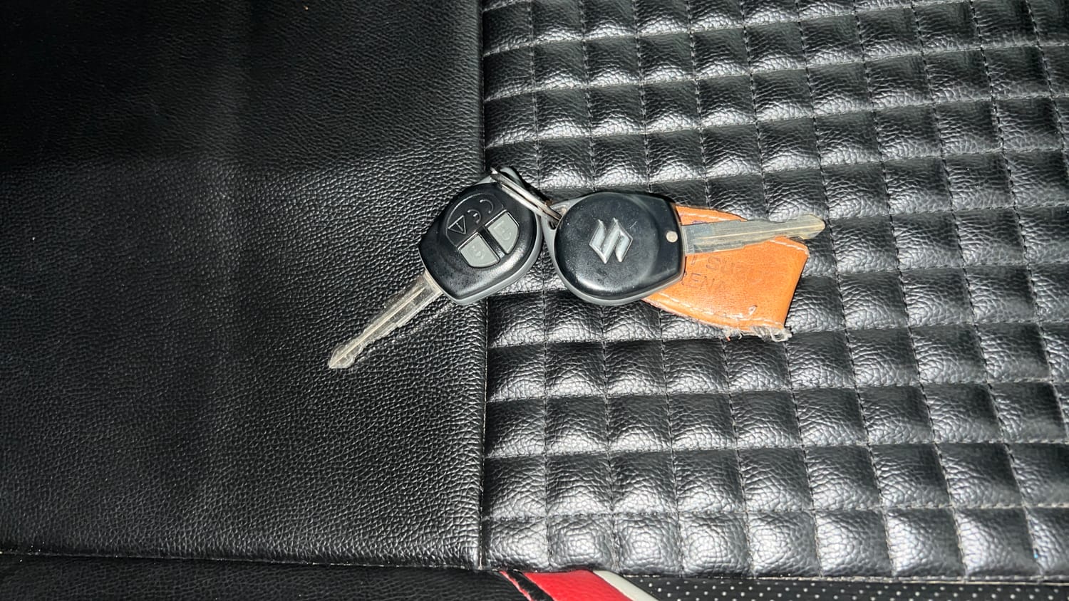 Used 2025 Maruti Suzuki Swift LXi Petrol Manual extra CAR KEY VIEW
