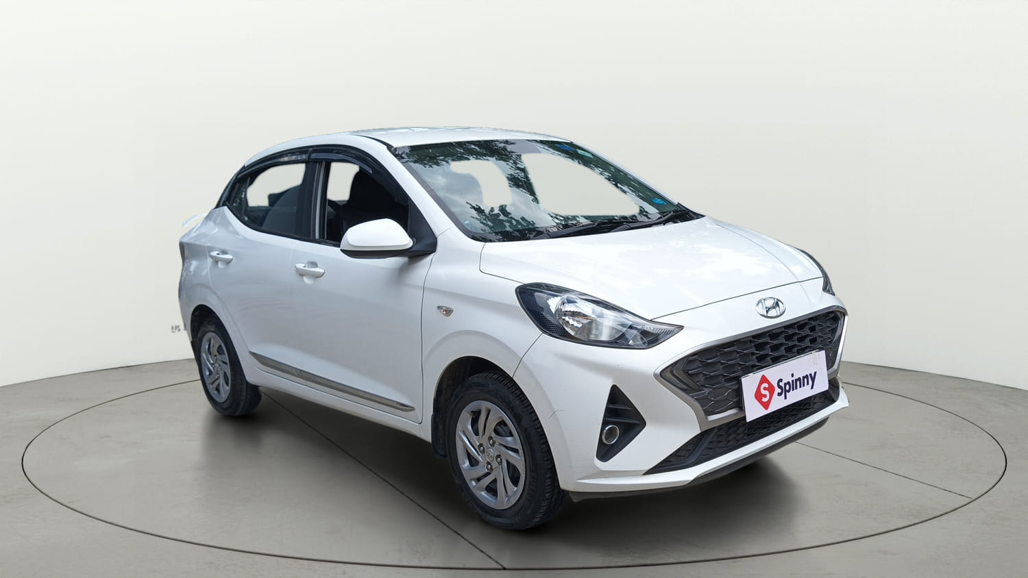 Used 2022 Hyundai Aura S 1.2 CNG Cng Manual exterior RIGHT FRONT CORNER VIEW