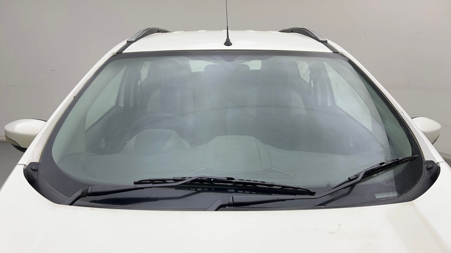 Used 2014 Ford EcoSport Titanium 1.5 Ti-VCT Petrol Manual exterior FRONT WINDSHIELD VIEW
