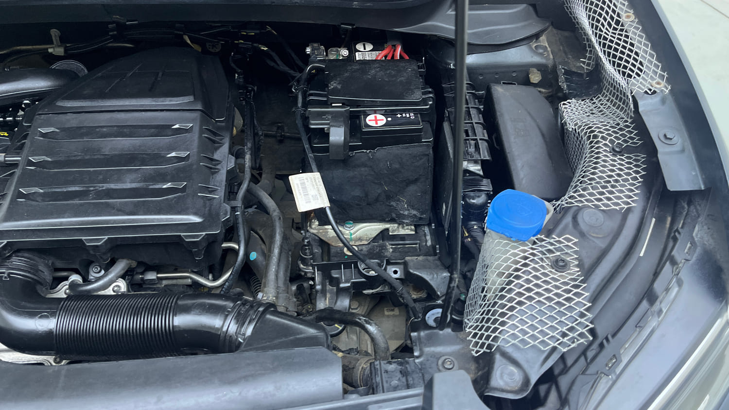 Used 2023 Volkswagen Taigun Topline 1.0 TSI MT Petrol Manual engine ENGINE LEFT SIDE VIEW