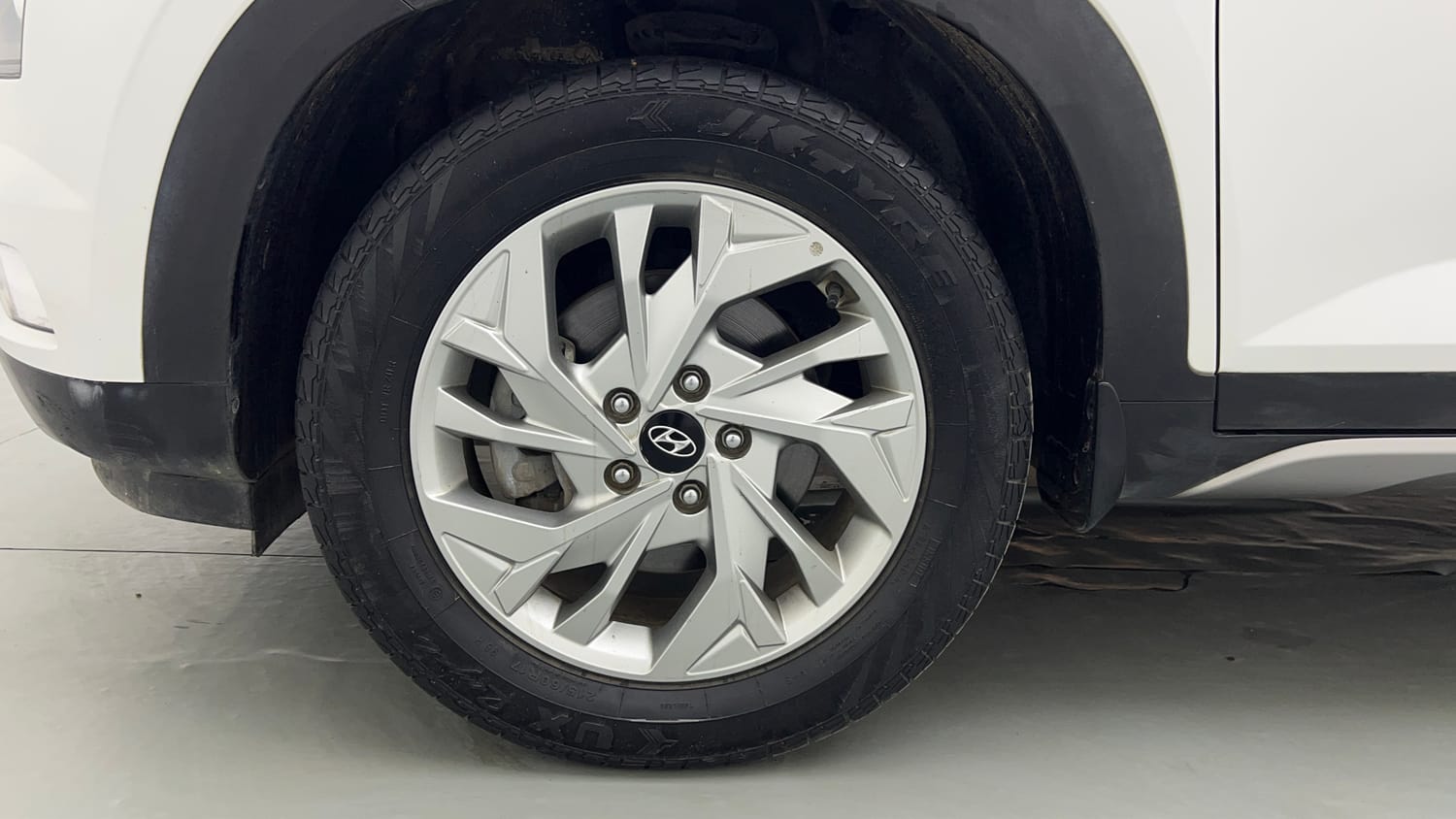 Used 2022 Hyundai Creta SX 1.5 Petrol Petrol Manual tyres LEFT FRONT TYRE RIM VIEW