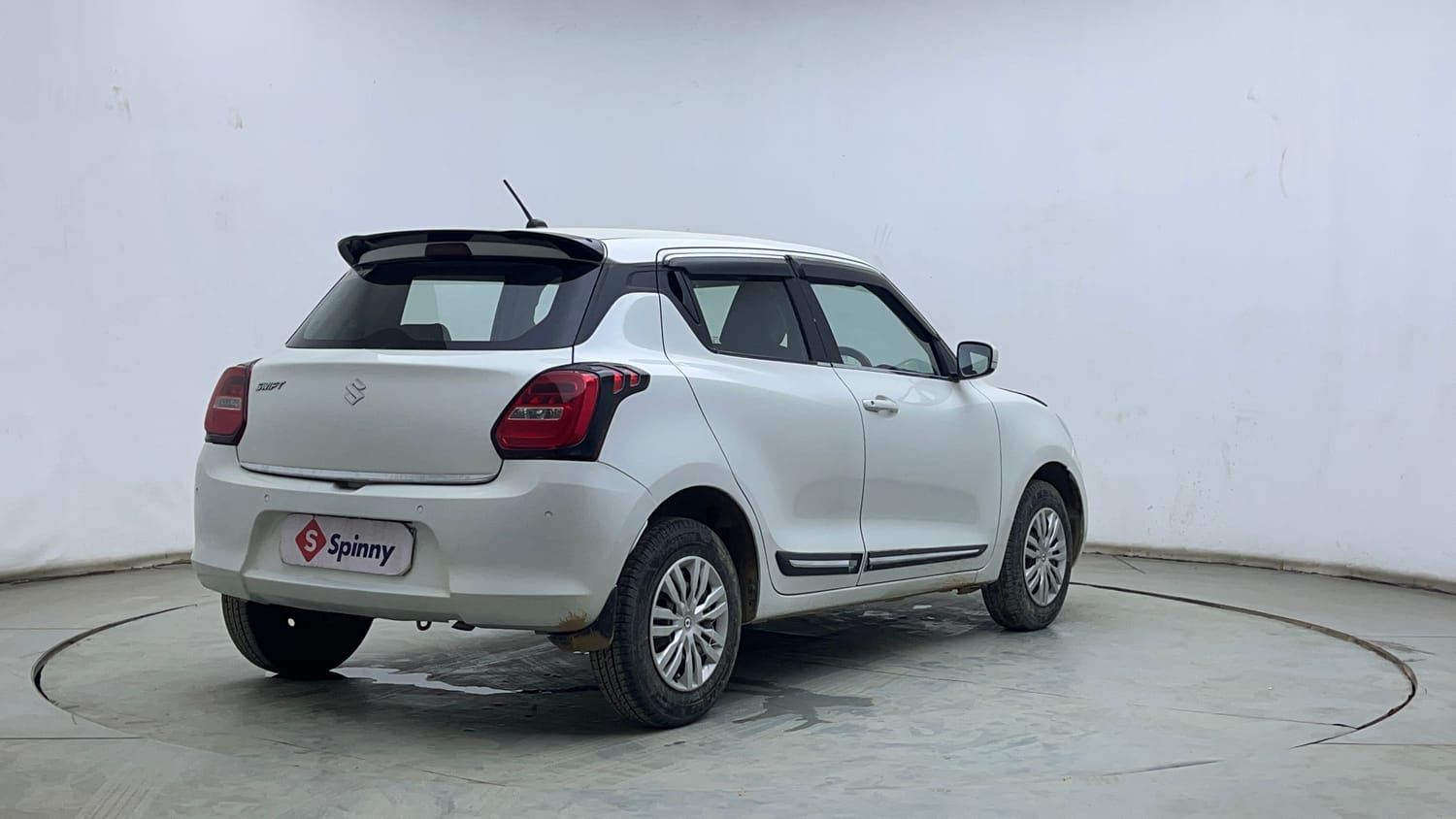 Used 2024 Maruti Suzuki Swift VXi Petrol Manual exterior RIGHT REAR CORNER VIEW