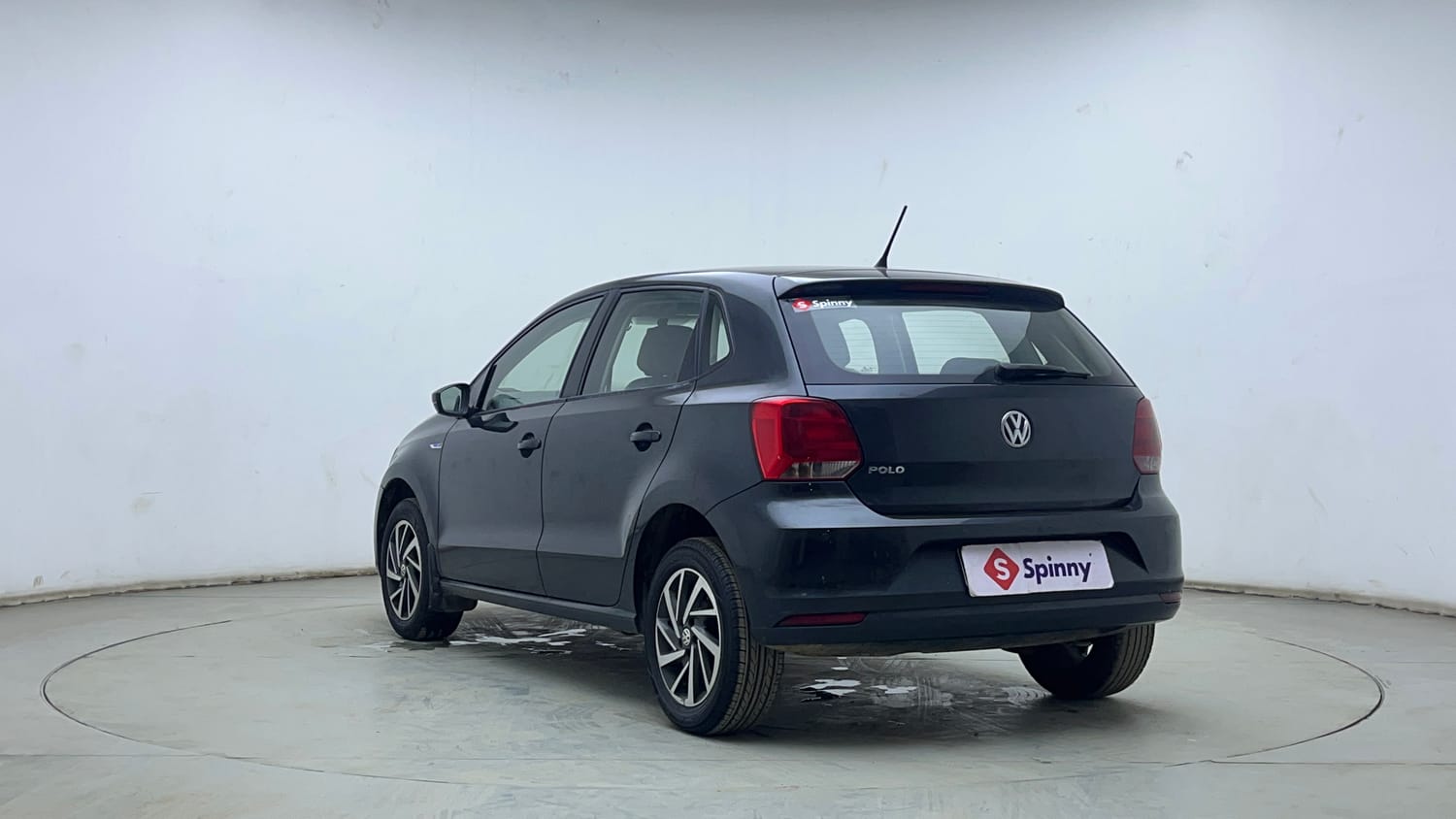 Used 2020 Volkswagen Polo Comfortline 1.0L (P) Petrol Manual exterior LEFT REAR CORNER VIEW