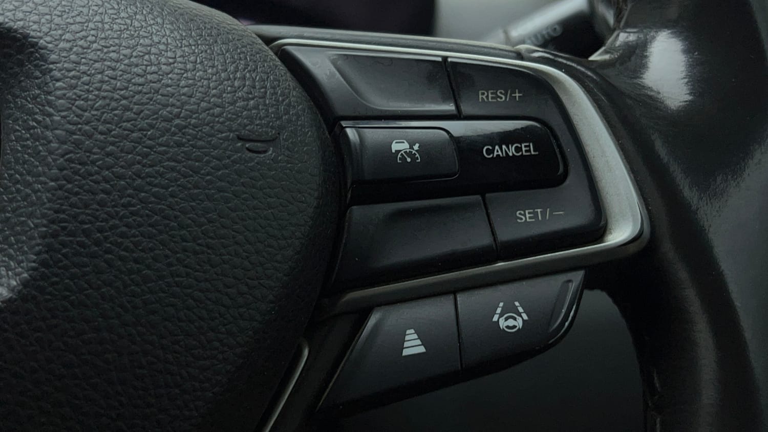 Used 2023 Honda City ZX Petrol MT Petrol Manual top_features Cruise control