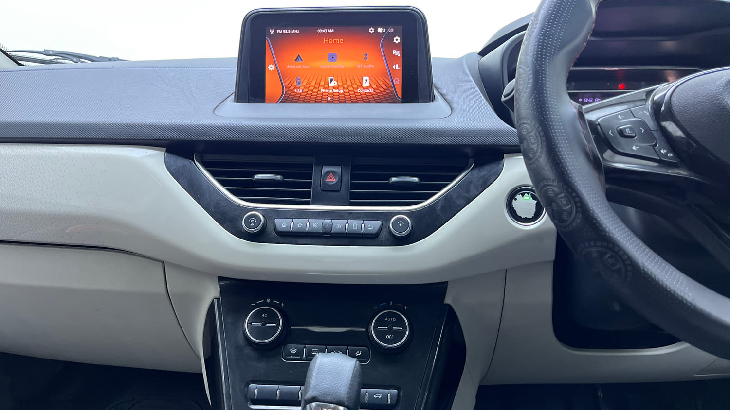 Used 2020 Tata Nexon XZA Plus Petrol Automatic interior MUSIC SYSTEM & AC CONTROL VIEW