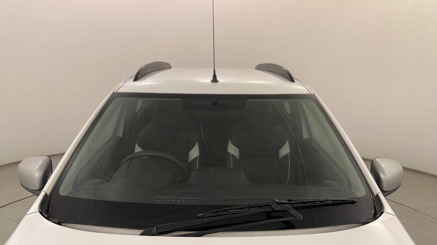 Used 2024 Renault Kwid RXT 1.0 Petrol Manual exterior FRONT WINDSHIELD VIEW