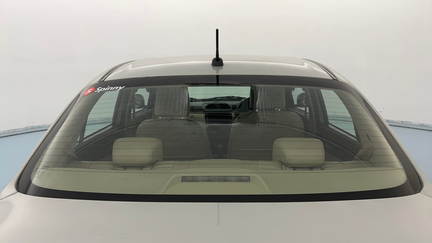 Used 2018 Maruti Suzuki Dzire ZXi Plus Petrol Manual exterior BACK WINDSHIELD VIEW