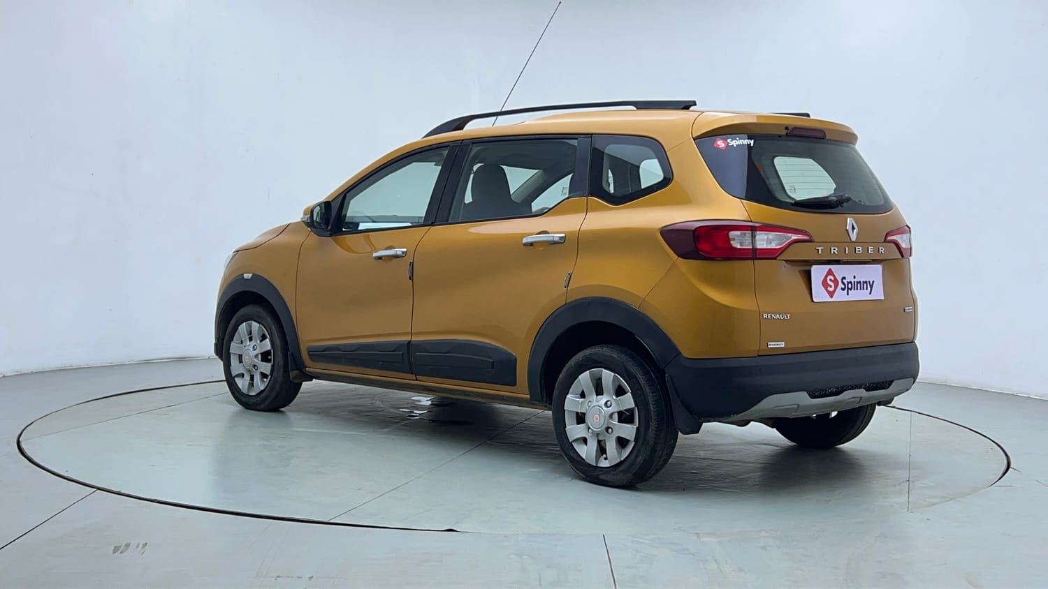 Used 2020 Renault Triber RXZ EASY-R AMT Petrol Automatic exterior LEFT REAR CORNER VIEW