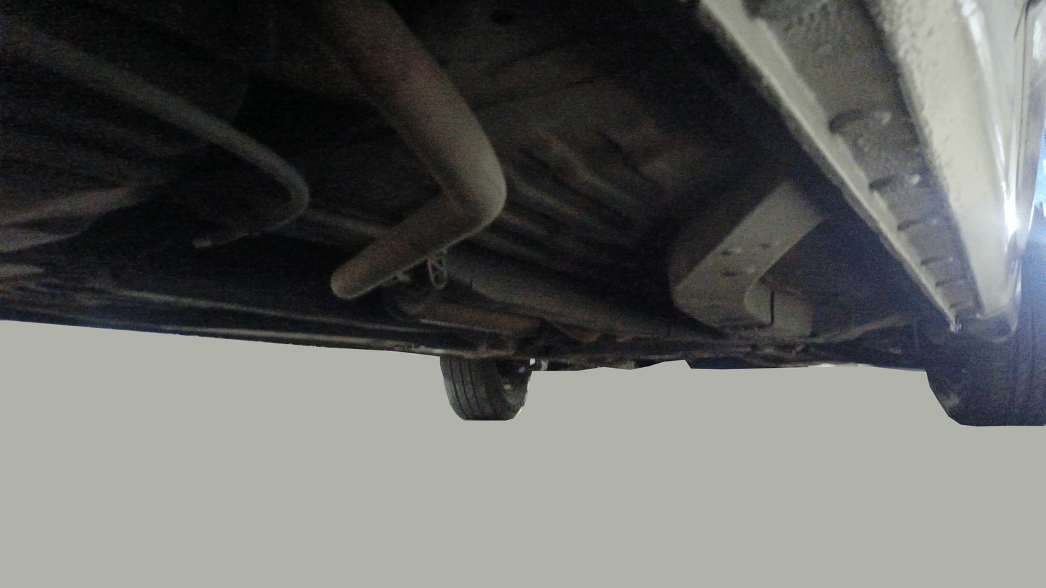 Used 2013 Honda Amaze 1.2 VX AT i-VTEC Petrol Automatic extra REAR RIGHT UNDERBODY VIEW