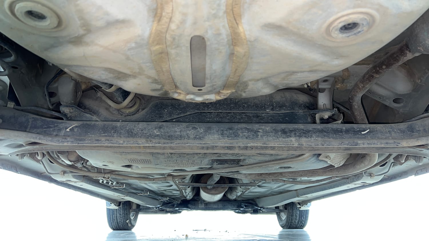 Used 2018 Maruti Suzuki Swift ZXi AMT Petrol Automatic extra REAR UNDERBODY VIEW (TAKEN FROM REAR)