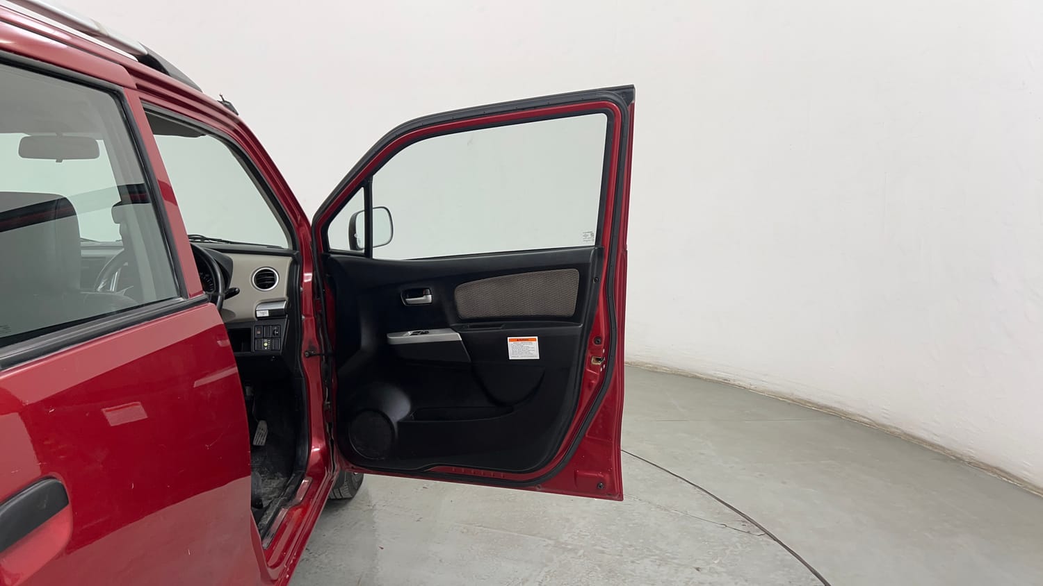 Used 2014 Maruti Suzuki Wagon R LXI CNG Cng Manual interior RIGHT FRONT DOOR OPEN VIEW