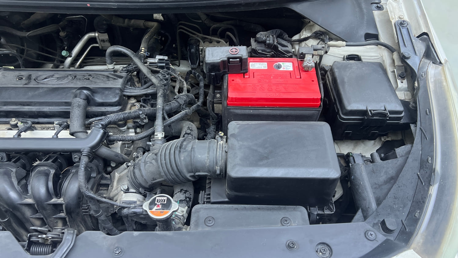 Used 2017 Hyundai Elite i20 Sportz 1.2 Petrol Manual engine ENGINE LEFT SIDE VIEW