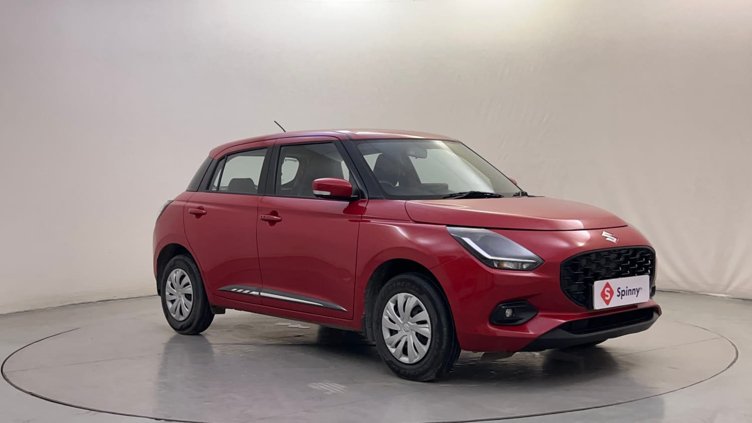 Used 2024 Maruti Suzuki Swift VXi Petrol Manual exterior RIGHT FRONT CORNER VIEW