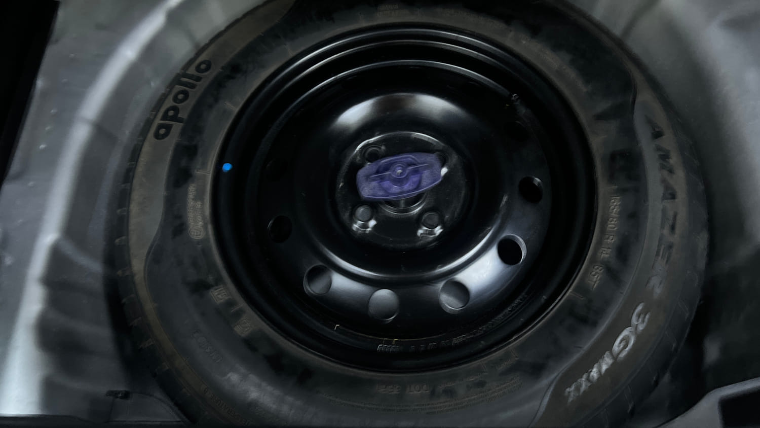 Used 2019 Maruti Suzuki Swift VDi Diesel Manual tyres SPARE TYRE VIEW