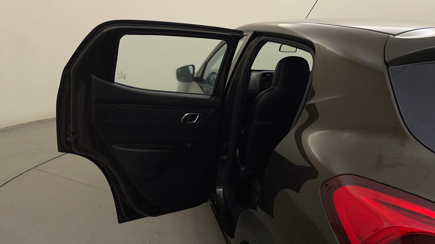 Used 2018 Renault Kwid 1.0 RXT AMT Petrol Automatic interior LEFT REAR DOOR OPEN VIEW