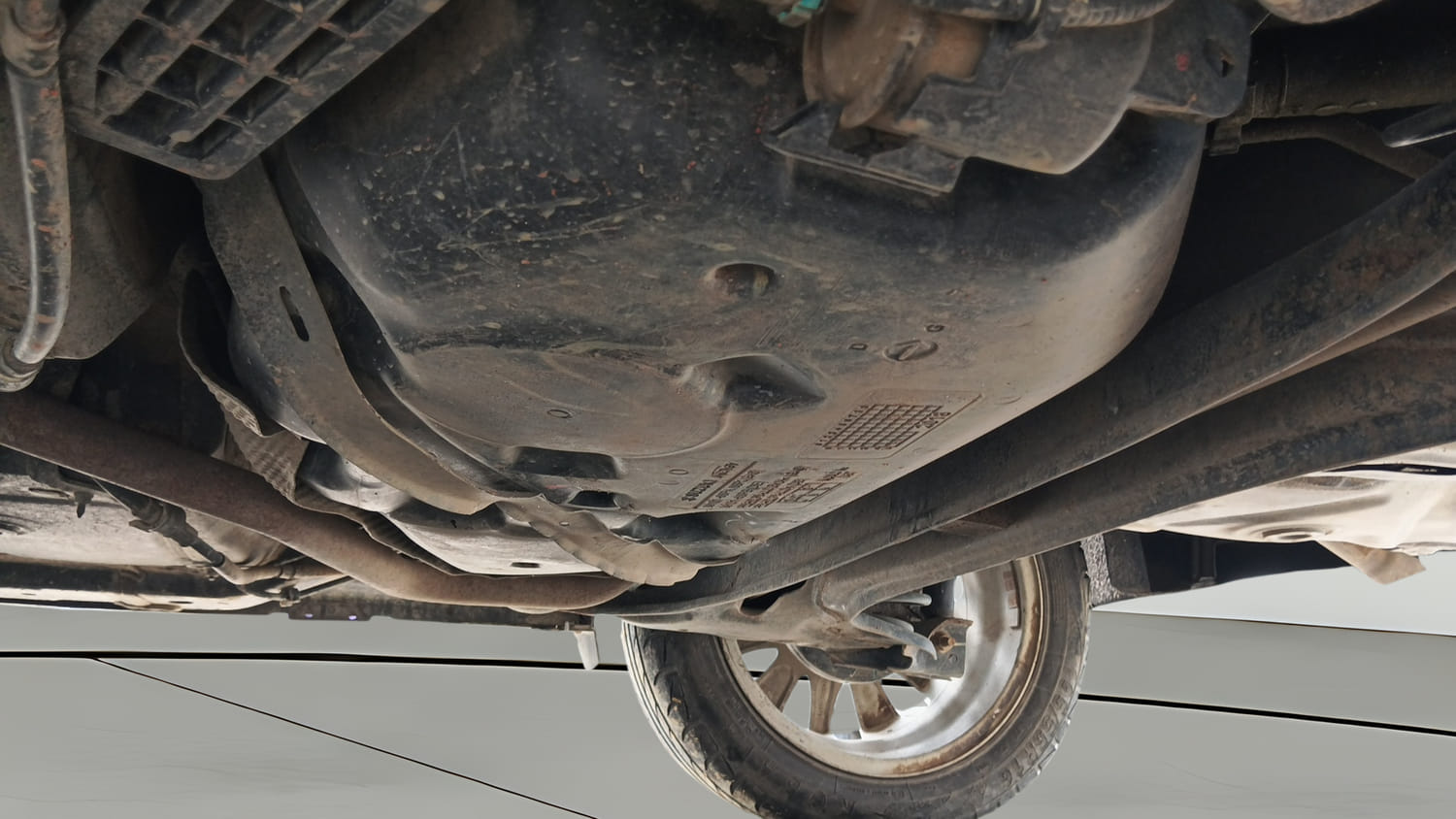 Used 2018 Maruti Suzuki Baleno Zeta 1.2 Petrol Manual extra REAR UNDERBODY VIEW (TAKEN FROM REAR)