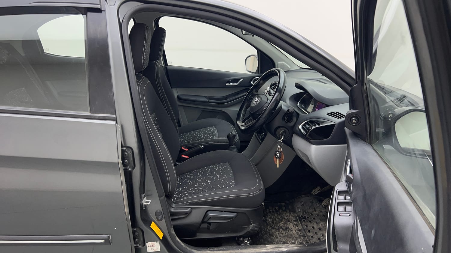 Used 2021 Tata Tiago XZ Plus Petrol Manual interior RIGHT SIDE FRONT DOOR CABIN VIEW