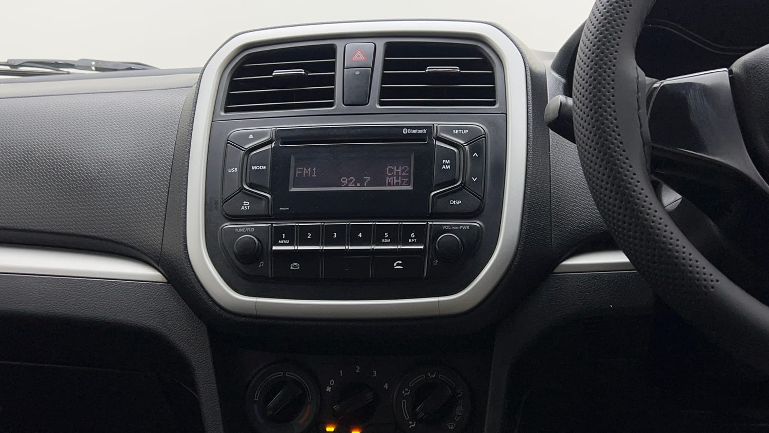 Used 2021 maruti-suzuki Vitara Brezza LXi Petrol Manual interior MUSIC SYSTEM & AC CONTROL VIEW