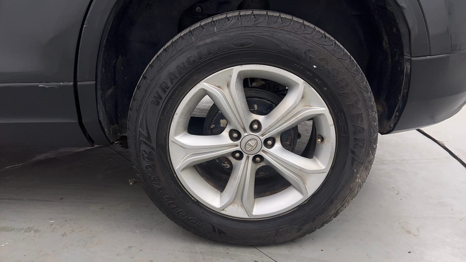 Used 2019 Tata Harrier XT Diesel Manual tyres LEFT REAR TYRE RIM VIEW