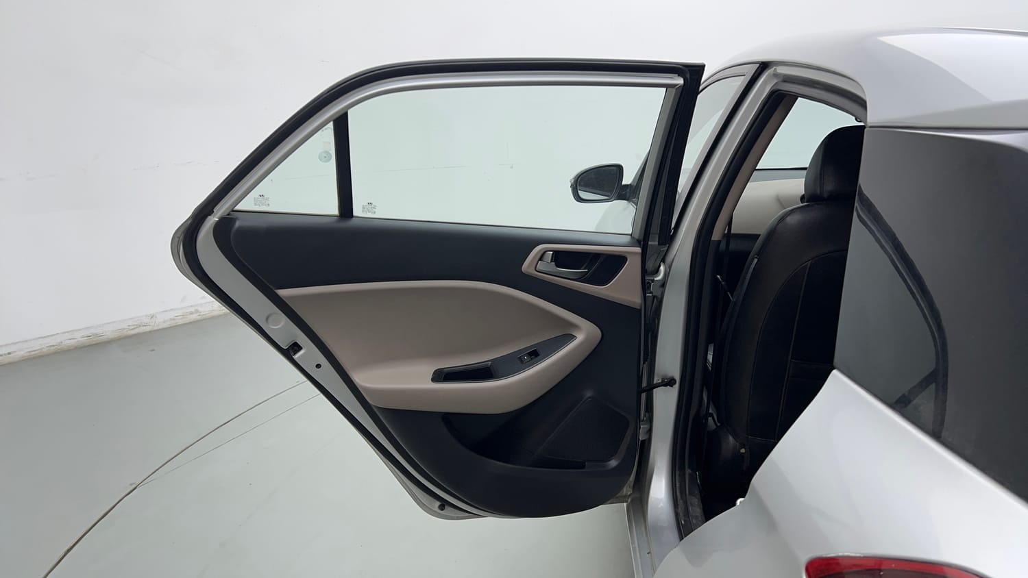 Used 2018 Hyundai Elite i20 Asta 1.2 (O) Petrol Manual interior LEFT REAR DOOR OPEN VIEW