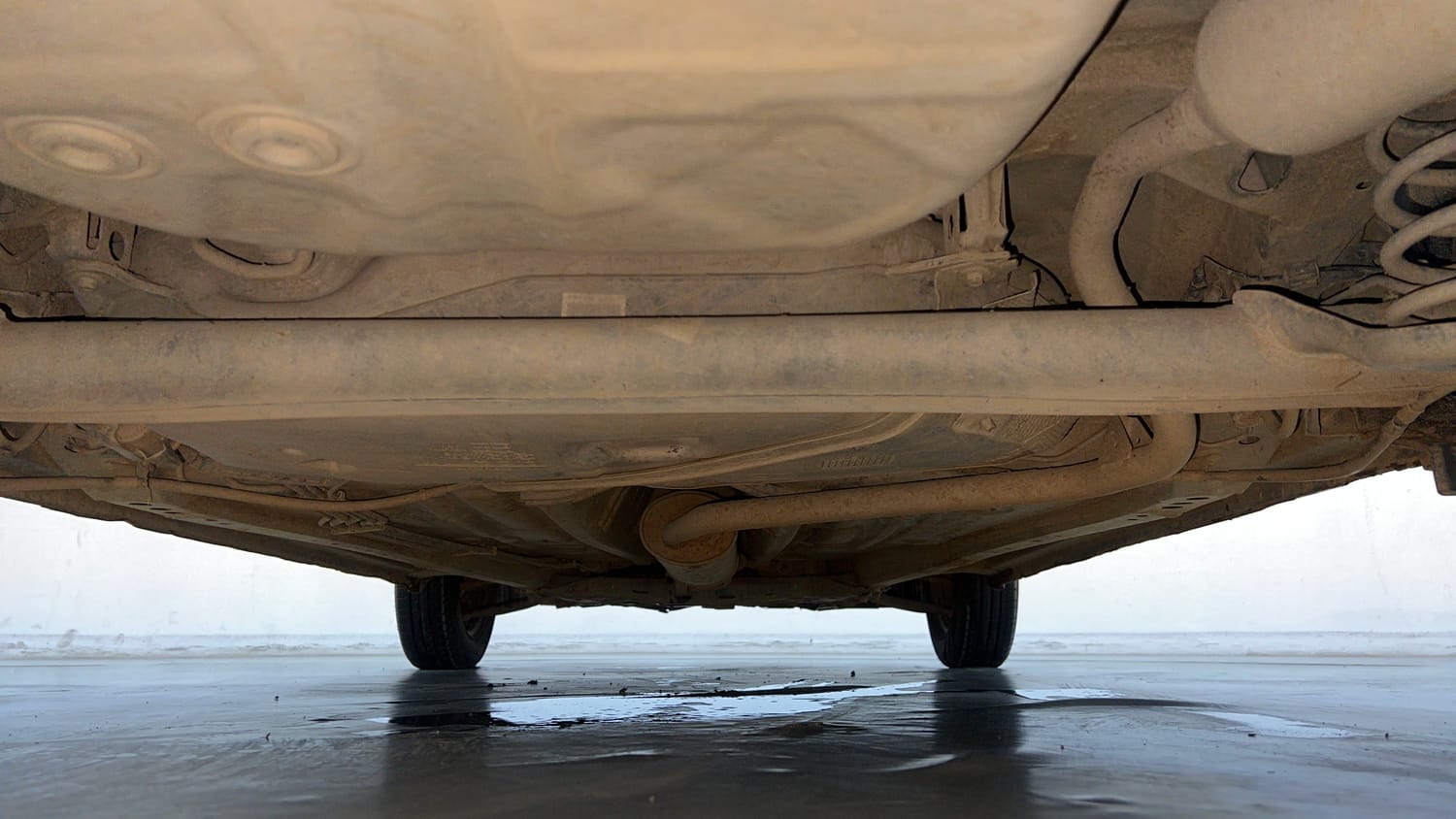 Used 2020 Maruti Suzuki Wagon R LXi 1.0 CNG Cng Manual extra REAR UNDERBODY VIEW (TAKEN FROM REAR)