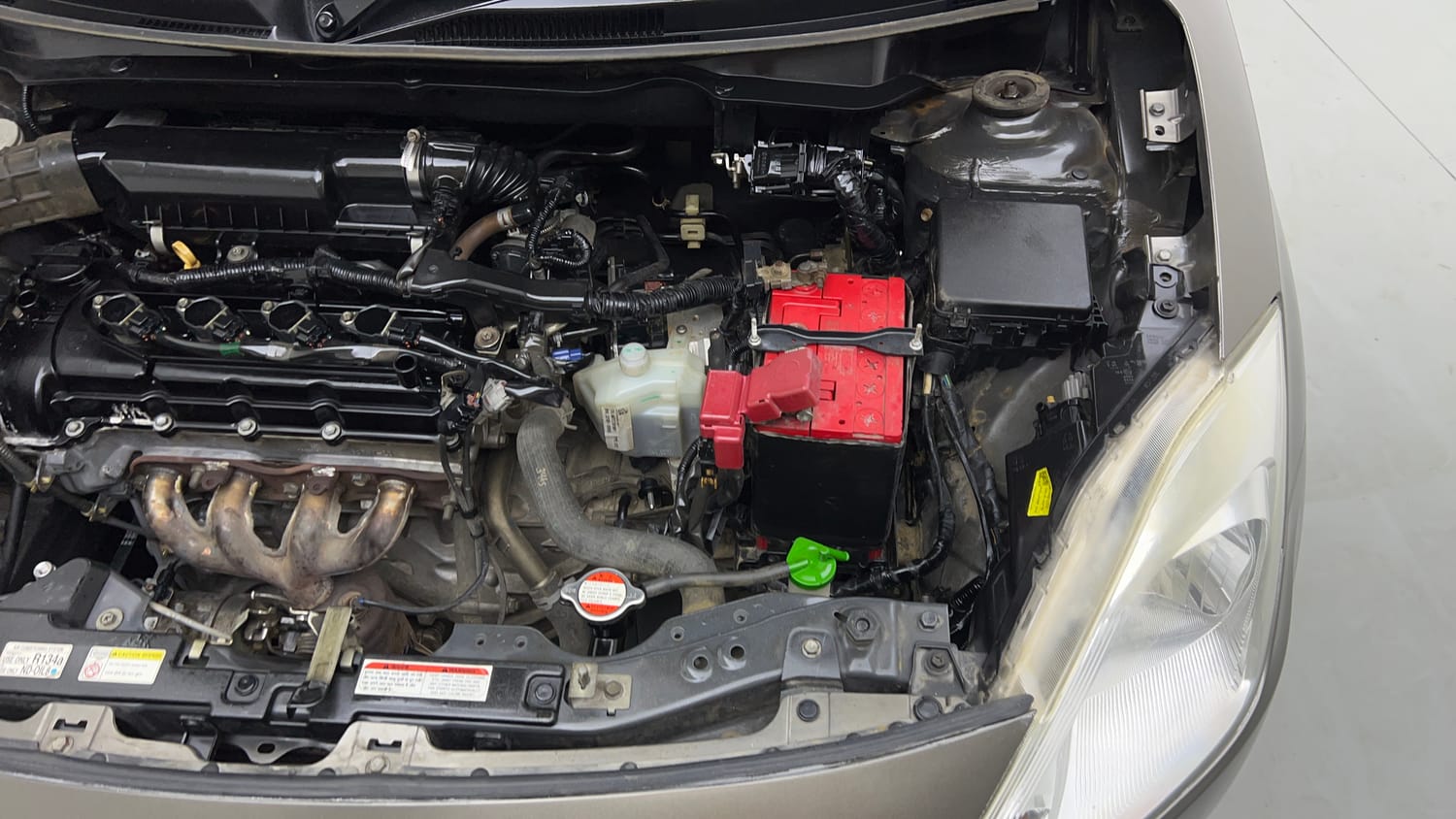 Used 2018 Maruti Suzuki Swift ZXi AMT Petrol Automatic engine ENGINE LEFT SIDE VIEW
