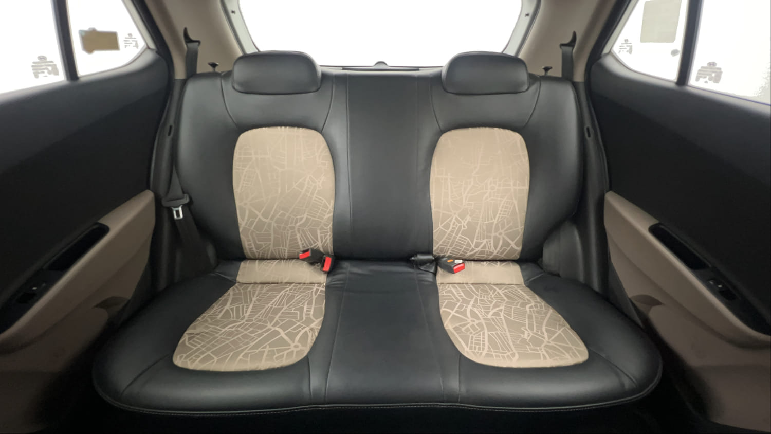 Used 2019 Hyundai Grand i10 Sportz 1.2 Kappa VTVT Petrol Manual interior REAR SEAT CONDITION VIEW