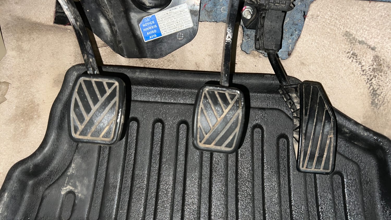 Used 2018 Maruti Suzuki Dzire ZXi Plus Petrol Manual interior PEDALS VIEW