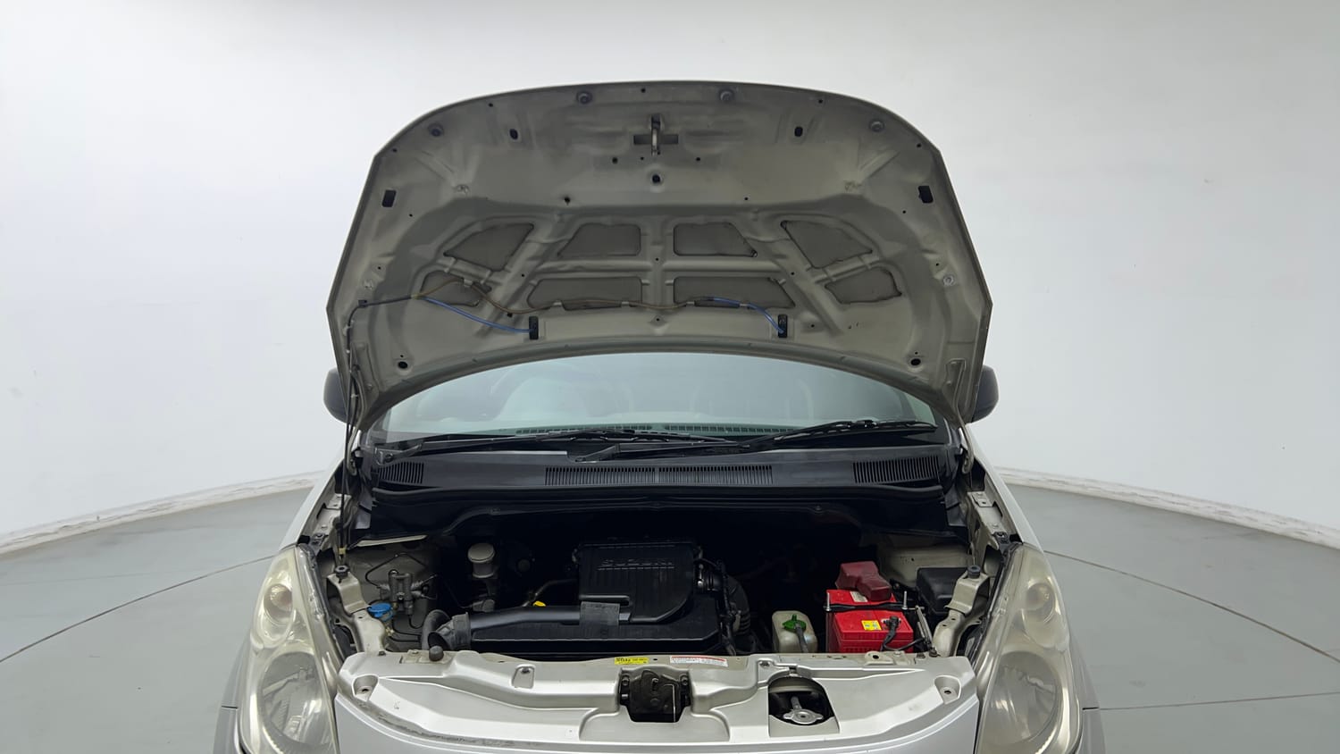 Used 2015 Maruti Suzuki Ritz Lxi BS-IV Petrol Manual engine ENGINE & BONNET OPEN FRONT VIEW