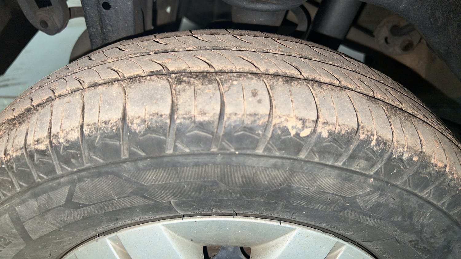 Used 2019 Maruti Suzuki Alto 800 VXi (O) Petrol Manual tyres RIGHT REAR TYRE TREAD VIEW