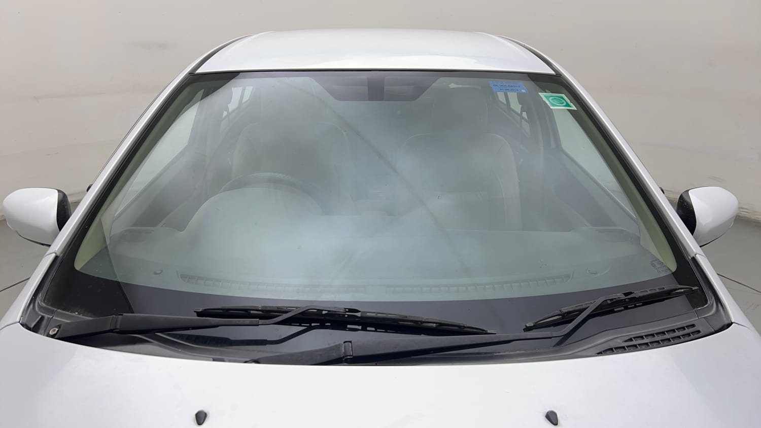 Used 2015 Maruti Suzuki Ciaz ZXI+ Petrol Manual exterior FRONT WINDSHIELD VIEW