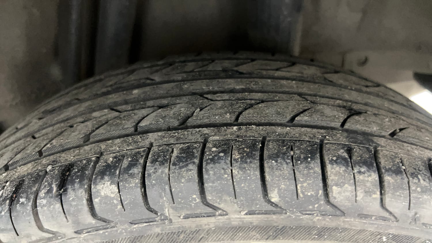 Used 2017 Honda Jazz V Petrol Petrol Manual tyres LEFT REAR TYRE TREAD VIEW