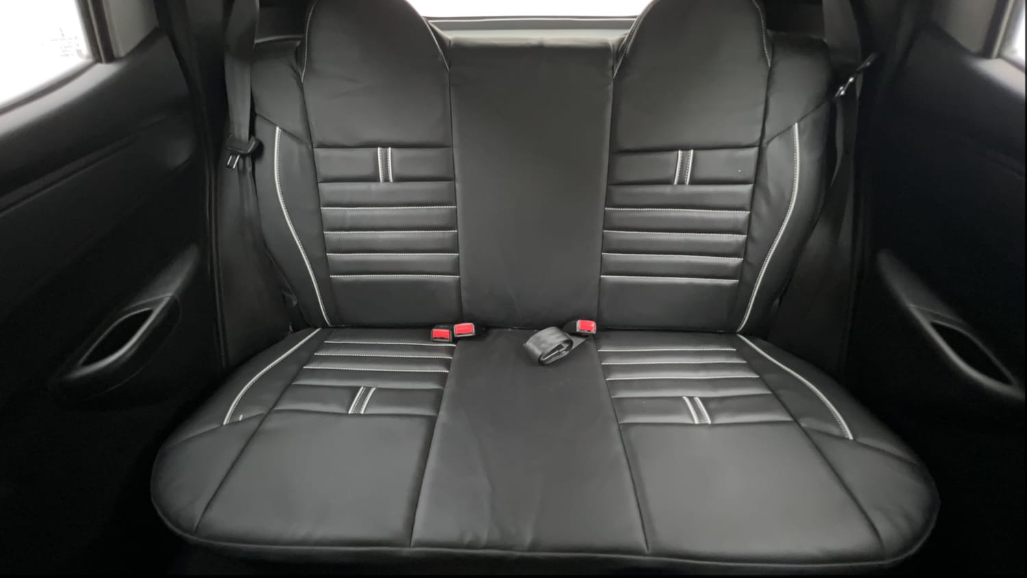 Used 2021 Renault Kwid RXL 1.0 MT Petrol Manual interior REAR SEAT CONDITION VIEW