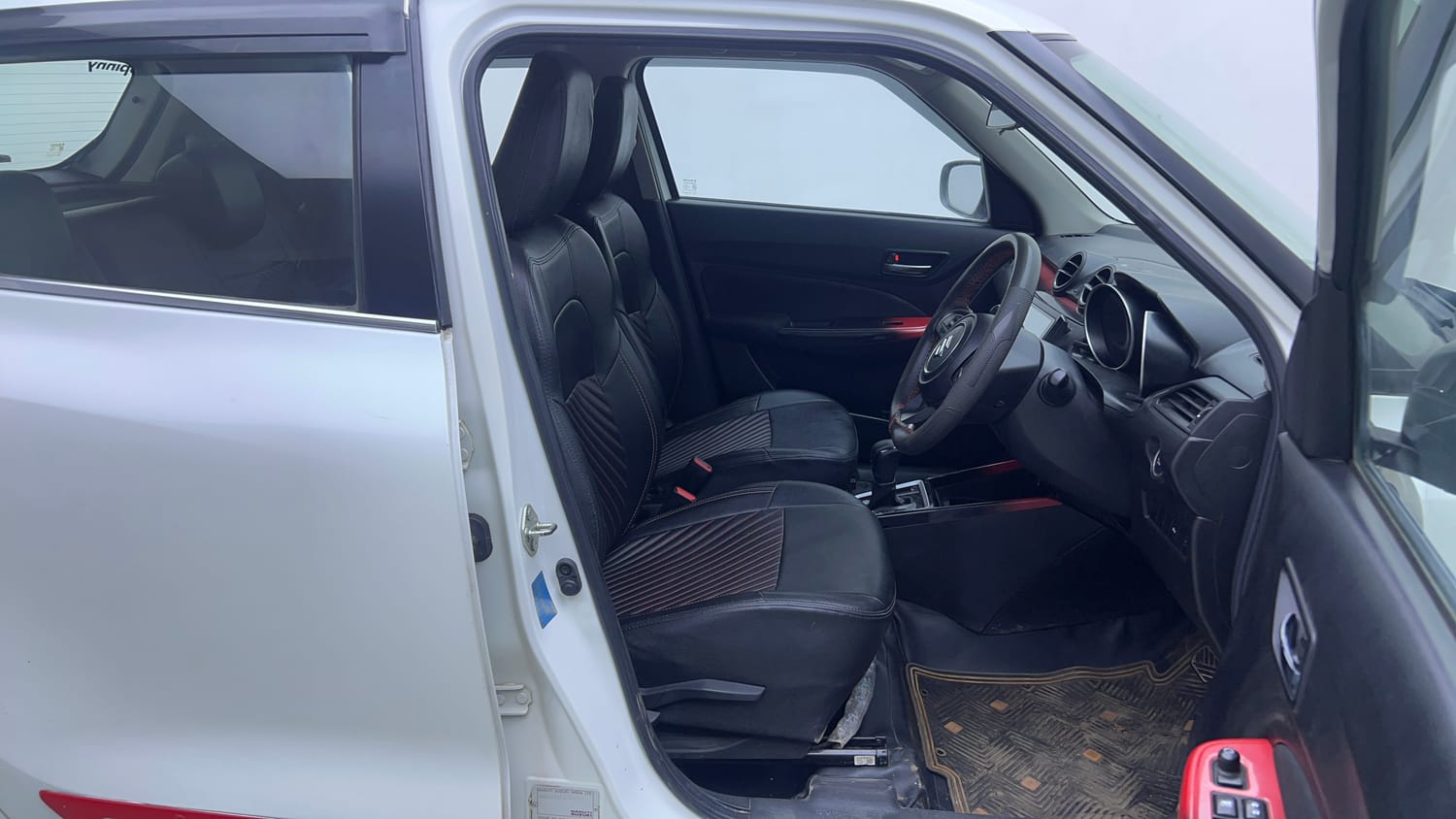 Used 2018 Maruti Suzuki Swift ZXi AMT Petrol Automatic interior RIGHT SIDE FRONT DOOR CABIN VIEW
