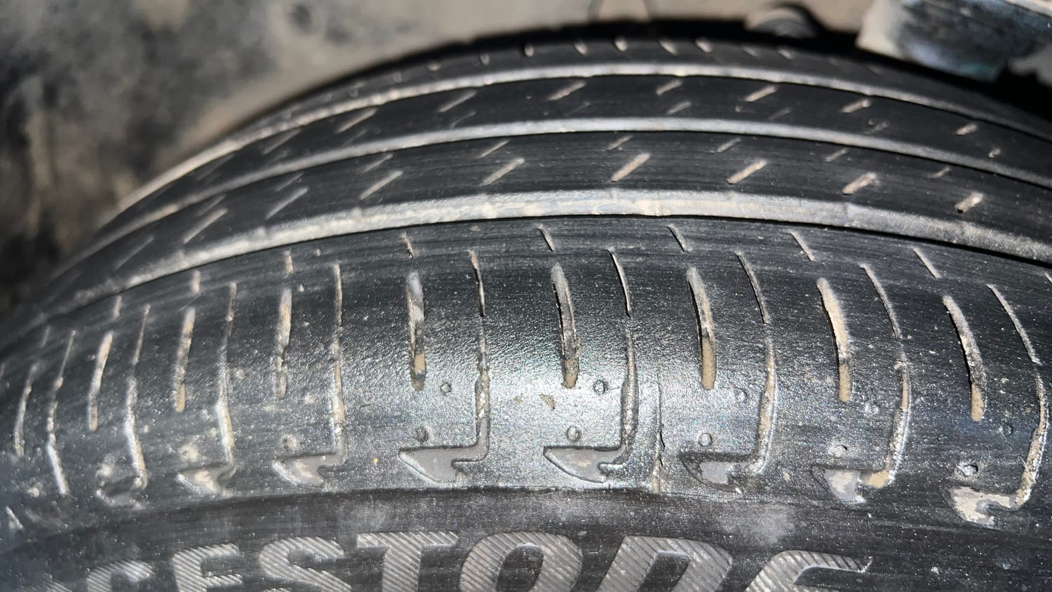 Used 2025 Maruti Suzuki Ignis Zeta 1.2 MT Petrol Manual tyres LEFT FRONT TYRE TREAD VIEW