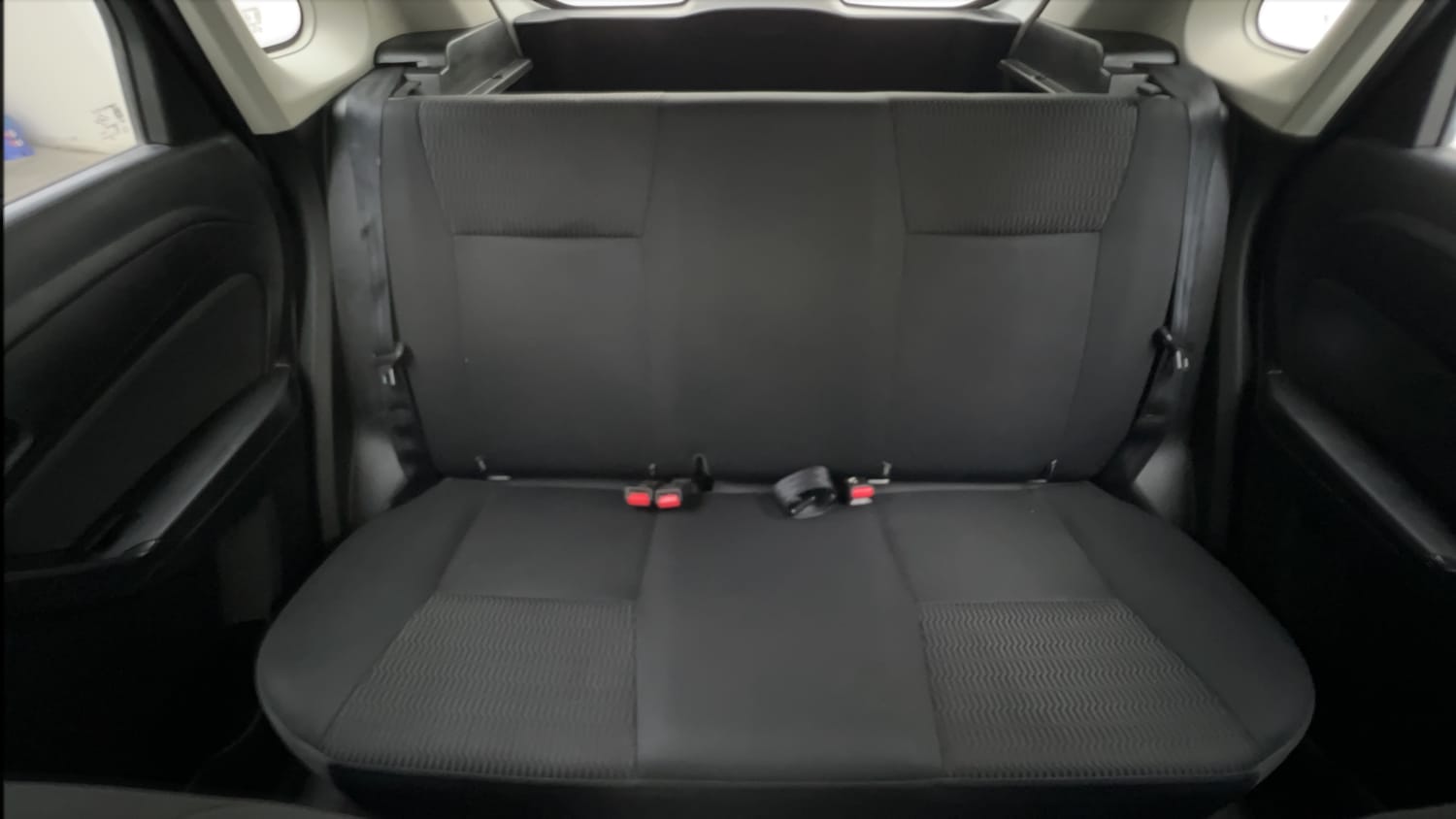 Used 2021 maruti-suzuki Vitara Brezza LXi Petrol Manual interior REAR SEAT CONDITION VIEW
