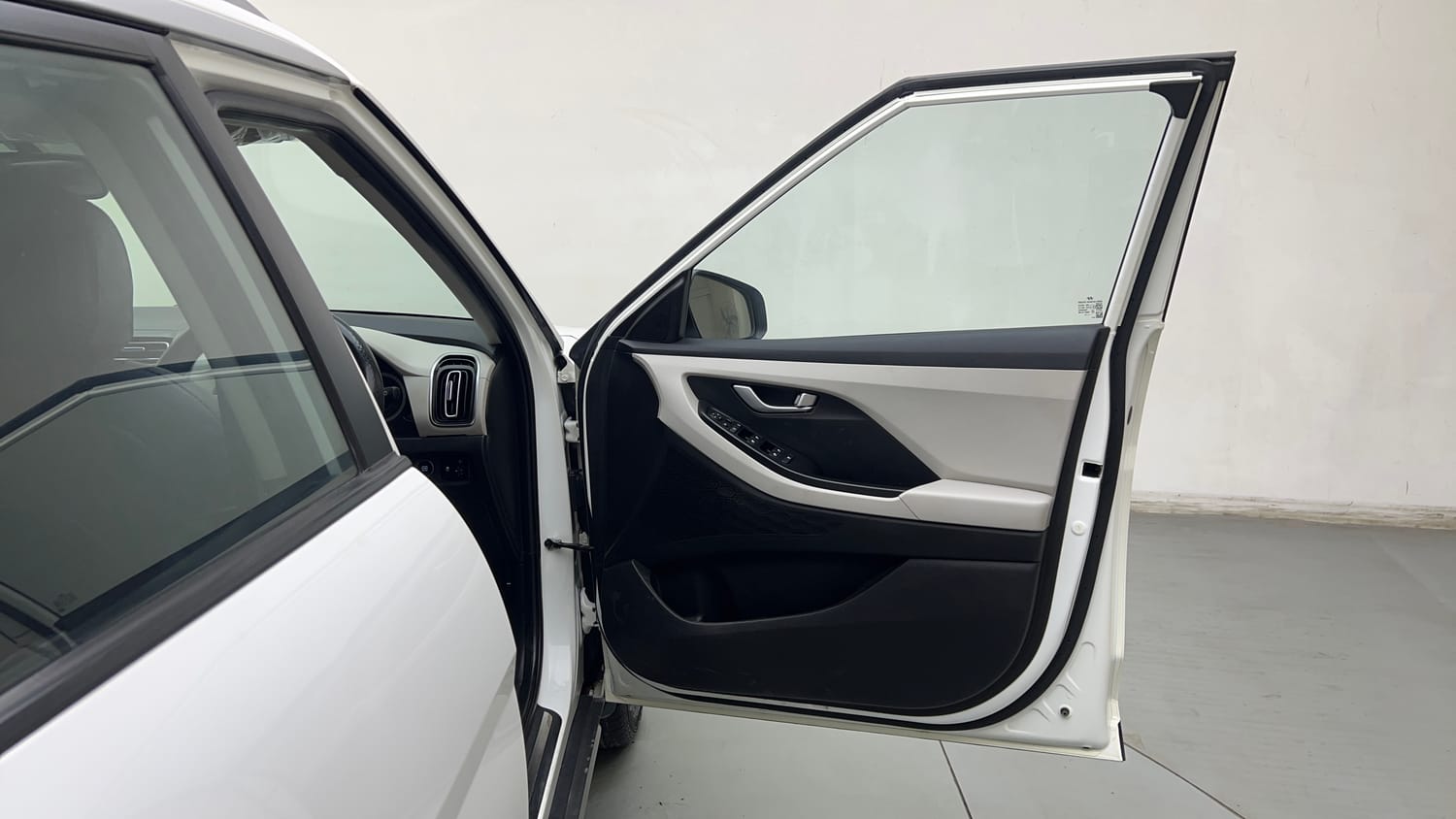 Used 2022 Hyundai Creta SX 1.5 Petrol Petrol Manual interior RIGHT FRONT DOOR OPEN VIEW