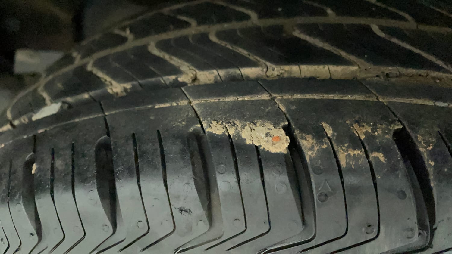 Used 2018 Maruti Suzuki Baleno Zeta 1.2 Petrol Manual tyres LEFT REAR TYRE TREAD VIEW