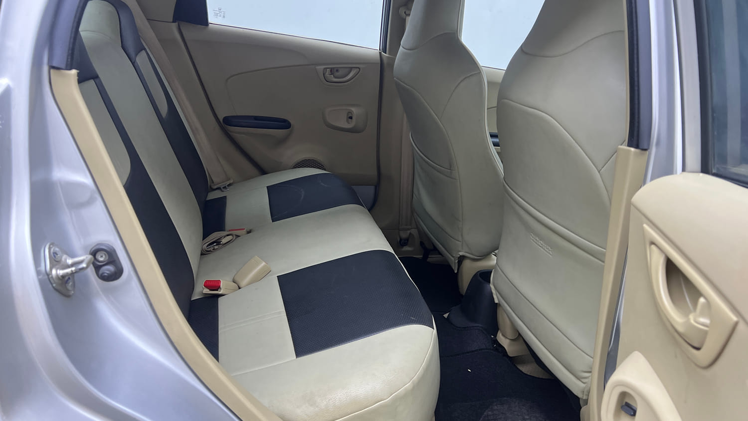 Used 2015 Honda Brio S MT Petrol Manual interior RIGHT SIDE REAR DOOR CABIN VIEW