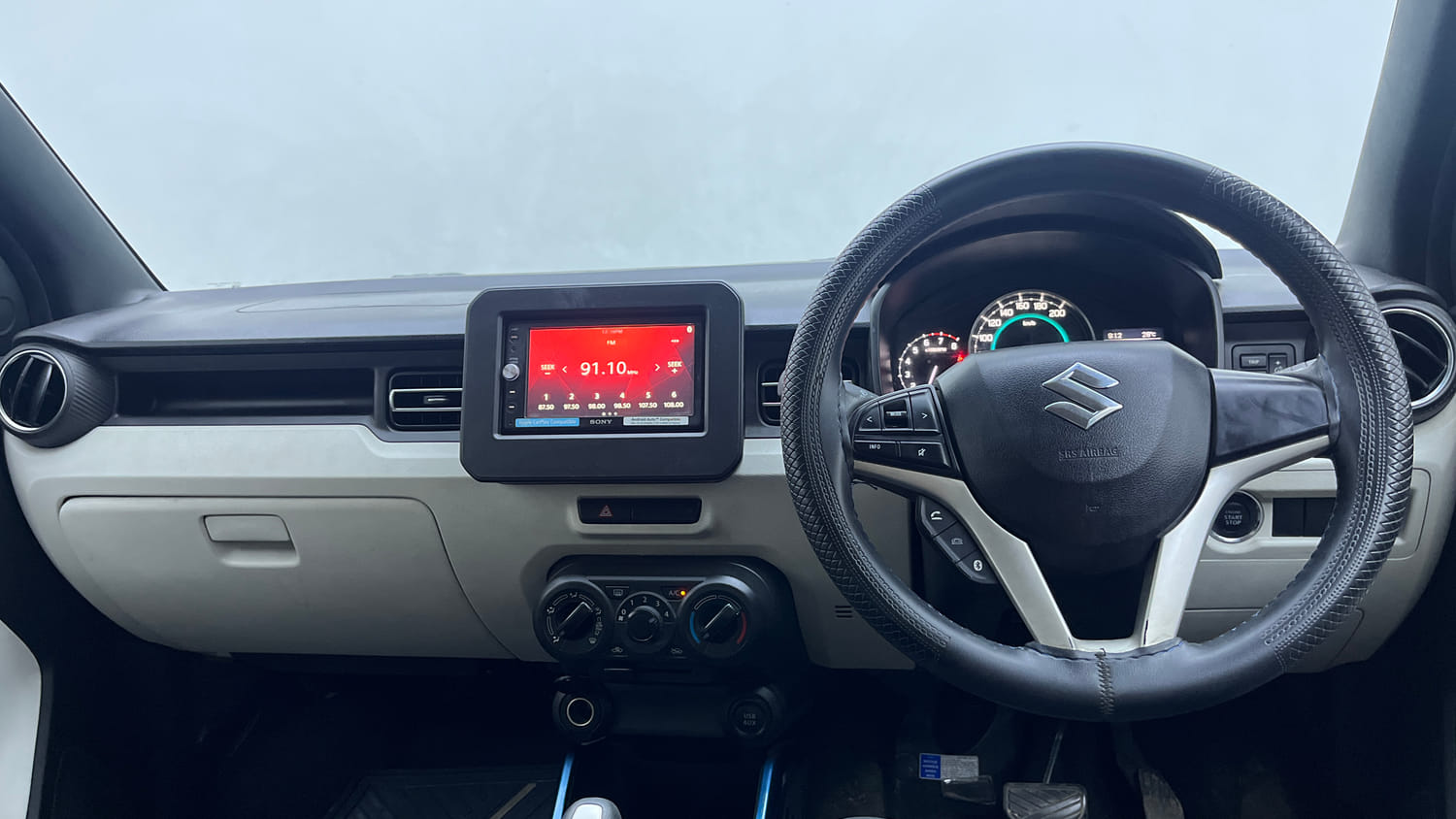 Used 2018 Maruti Suzuki Ignis Zeta 1.2 AMT Petrol Automatic interior DASHBOARD VIEW