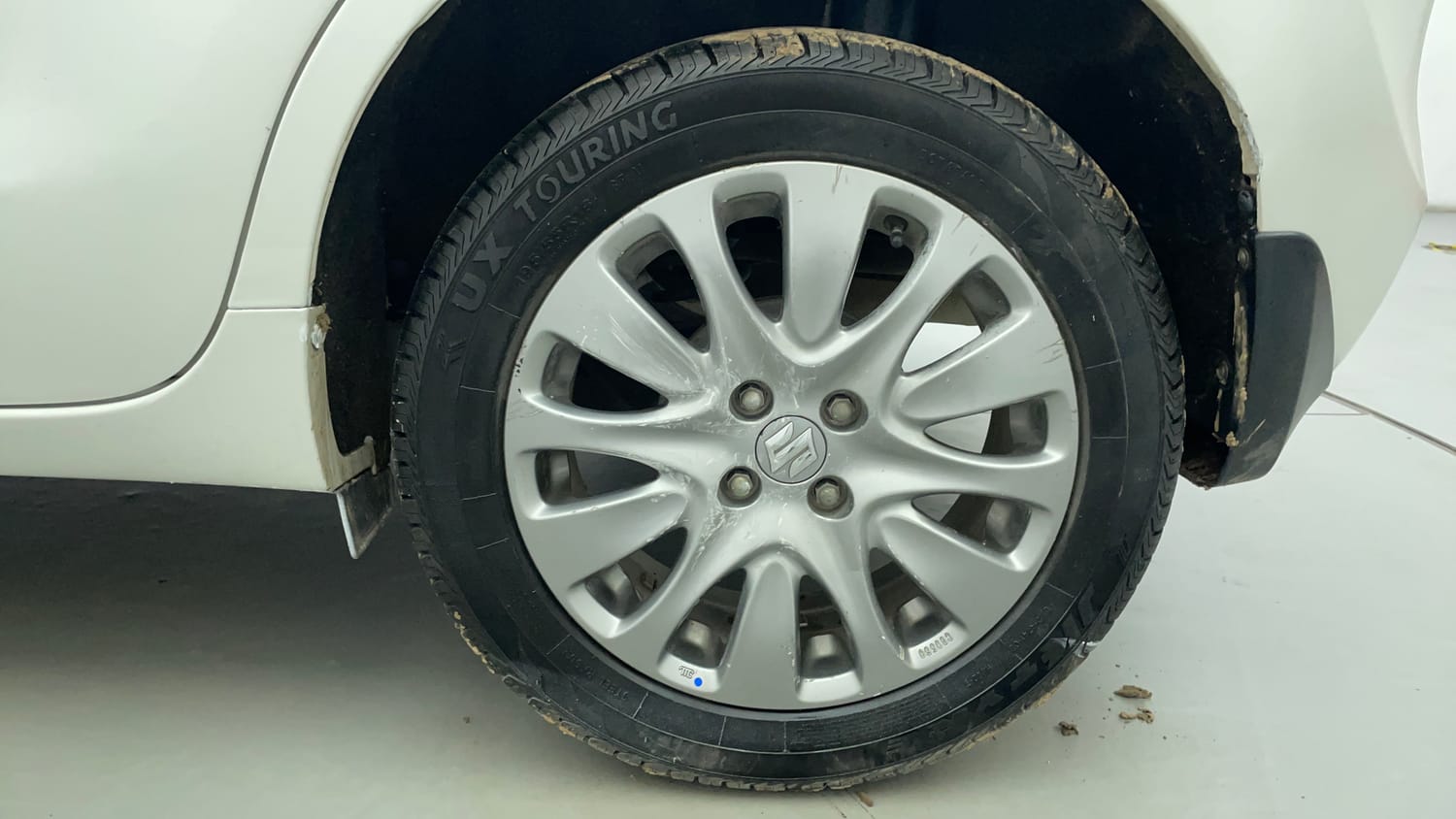 Used 2018 Maruti Suzuki Baleno Zeta 1.2 Petrol Manual tyres LEFT REAR TYRE RIM VIEW