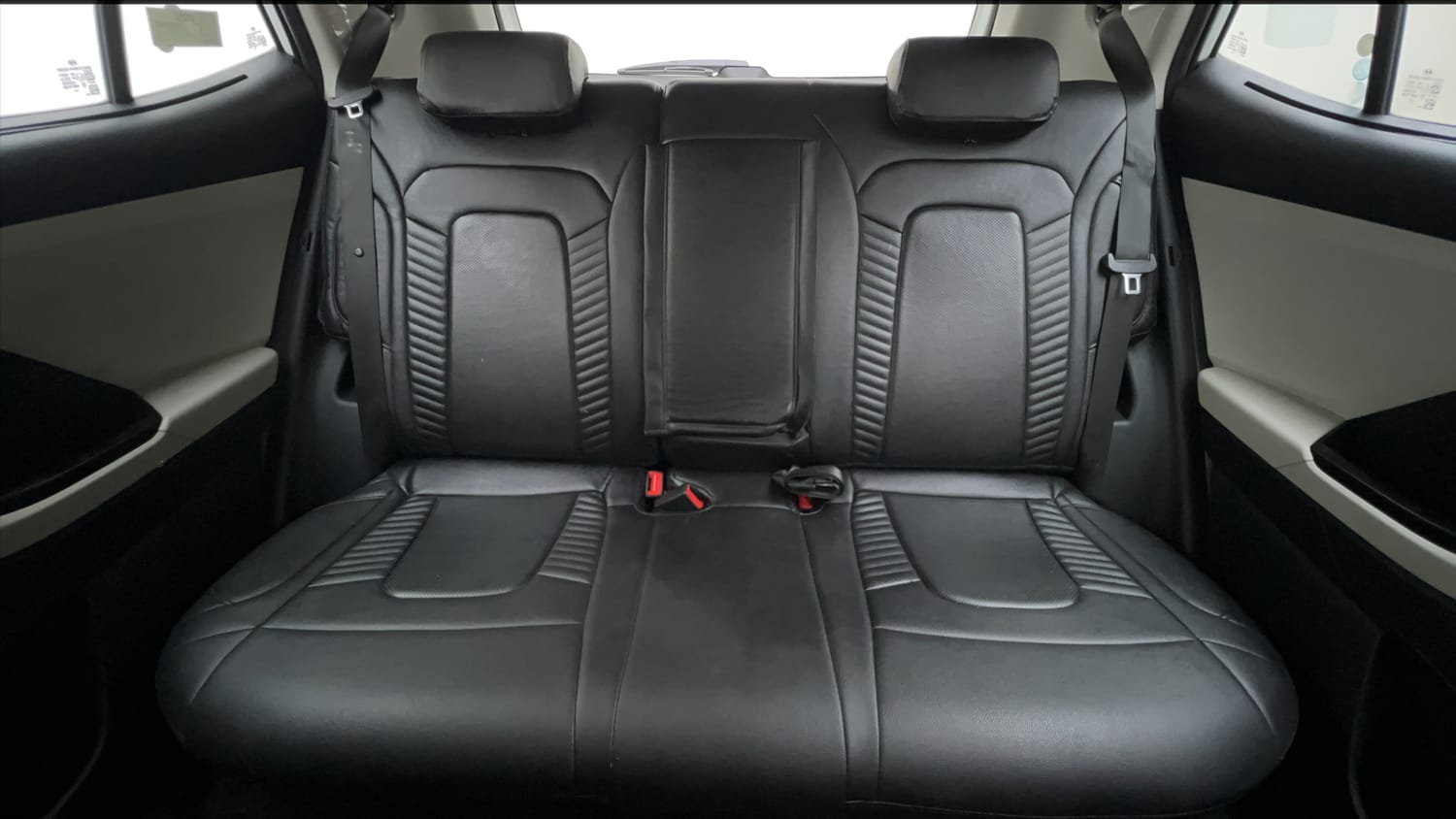 Used 2022 Hyundai Creta SX 1.5 Petrol Petrol Manual interior REAR SEAT CONDITION VIEW