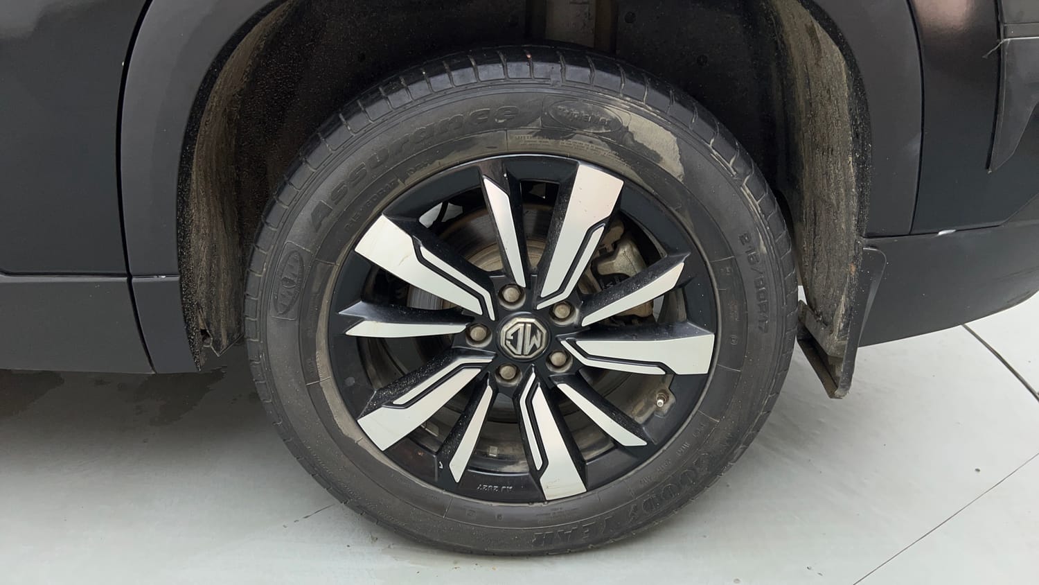 Used 2019 MG Motors Hector Sharp 1.5 DCT Petrol Petrol Automatic tyres LEFT REAR TYRE RIM VIEW